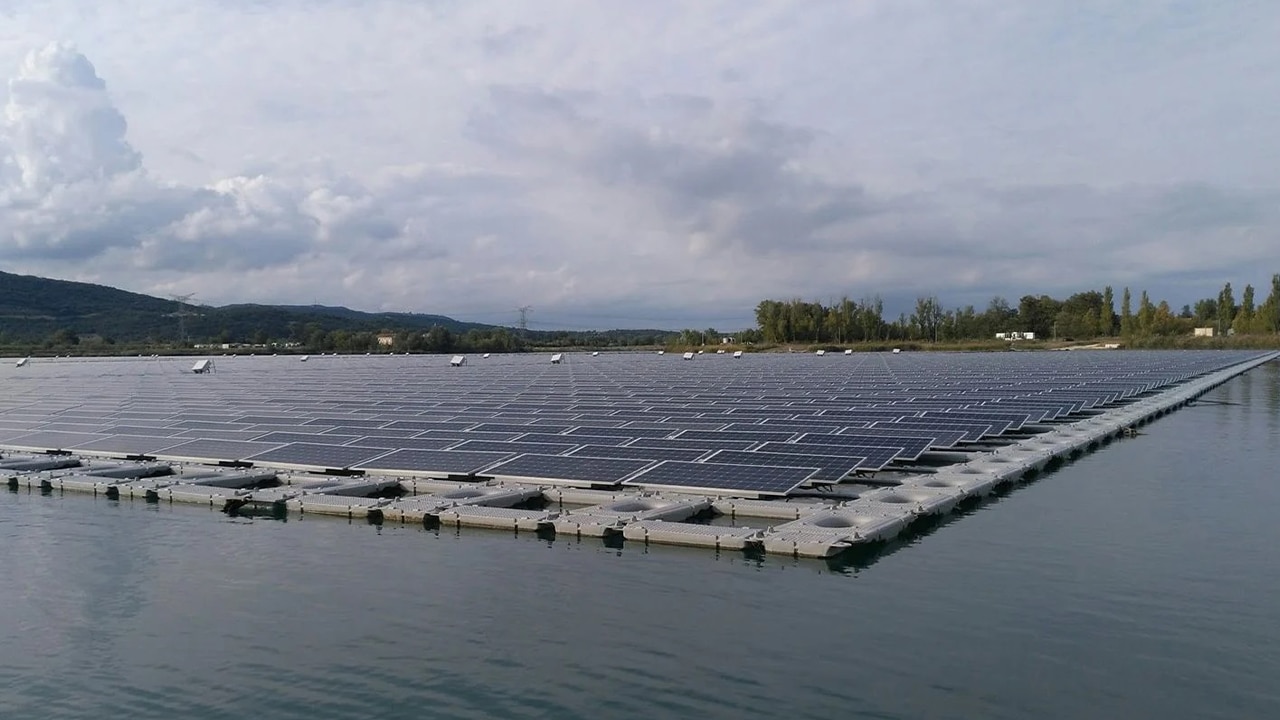 Zimbabwe : une centrale flottante d’une capacité de 600 MW annoncée pour tourner la page des coupures