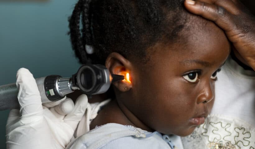 Troubles auditifs : une menace croissante pour la santé mondiale à l’horizon 2050