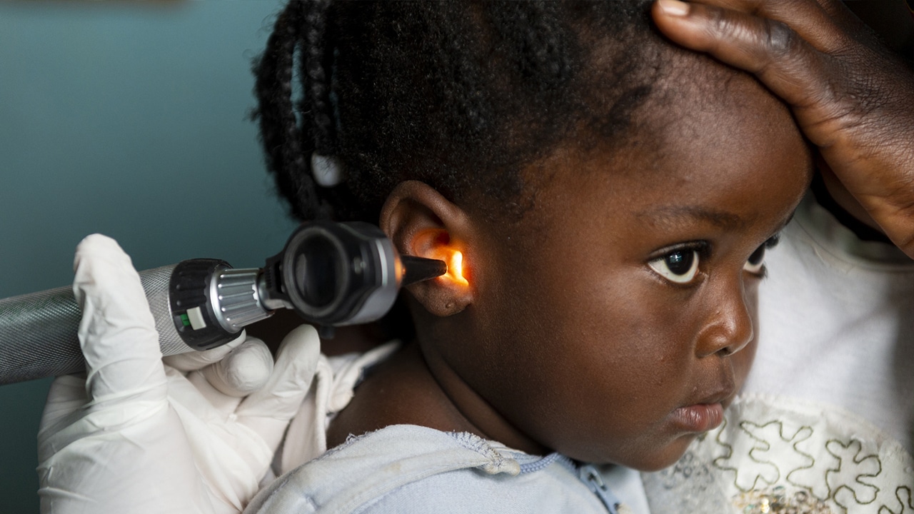 Troubles auditifs : une menace croissante pour la santé mondiale à l’horizon 2050